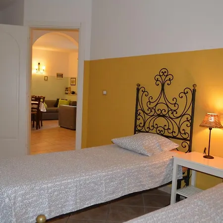 Collebelvedere - Near Rome With Restaurant *