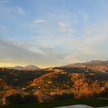 Villa Collebelvedere - Near Rome With Home Restaurant *